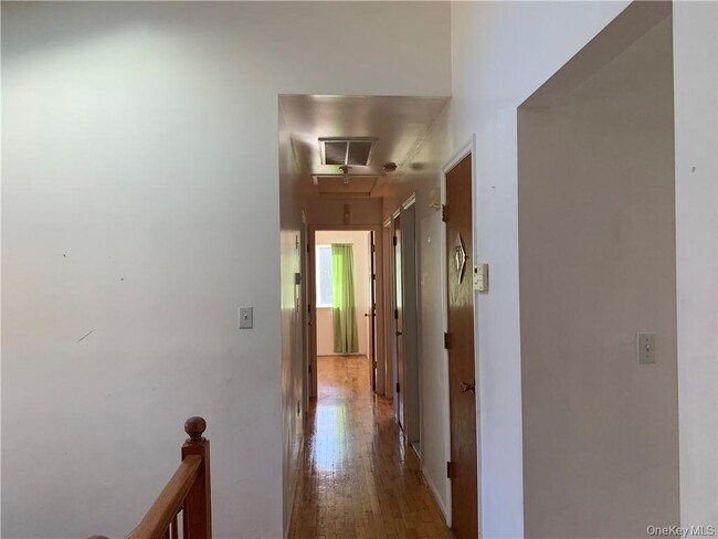 Building Photo - 3 Rella Dr