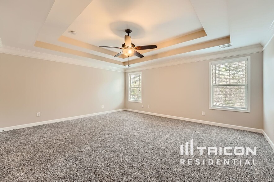 Building Photo - 4884 Sydney Lane