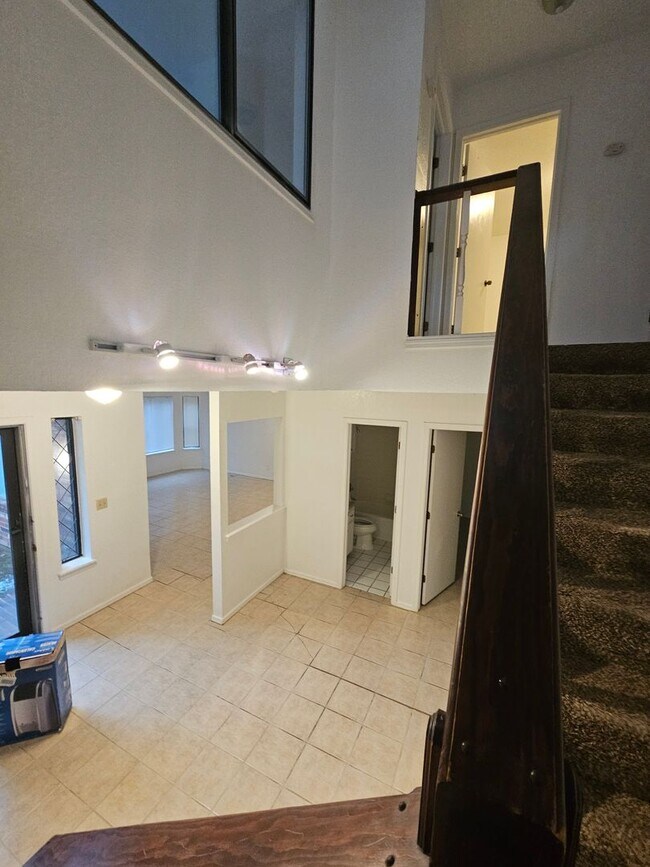 Building Photo - PRELEASING for July 2026! (3) Bed+Converte...