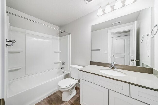 Building Photo - 16168 S Truss Dr