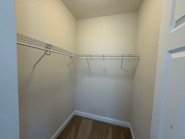 Building Photo - 1525 Old Trail Dr