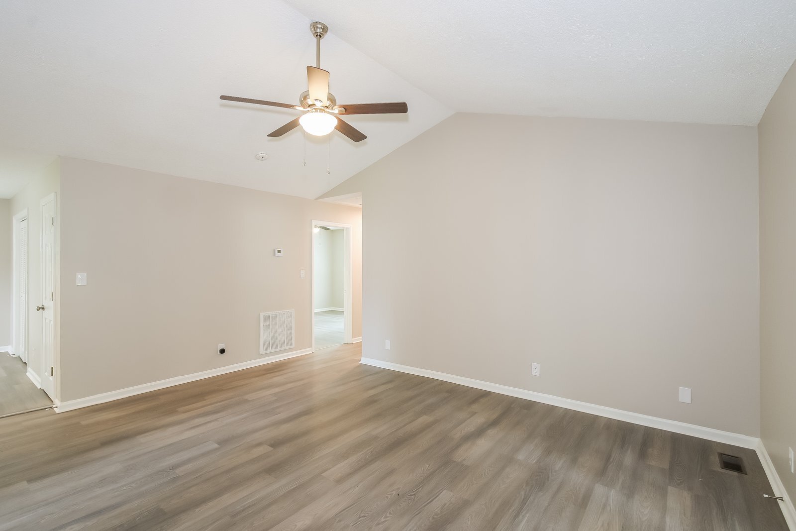 Building Photo - 448 Bussey Ave