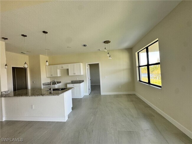 Building Photo - 3005 53rd St W