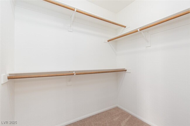 Building Photo - 888 Royal Amethyst Way