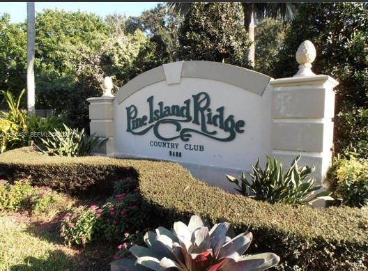 Building Photo - 1709 Whitehall Dr