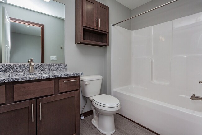 Building Photo - 1017 NW Lexi Ln