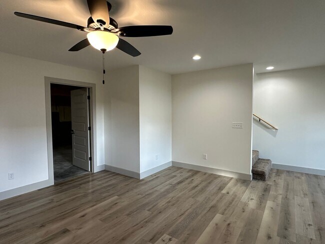 Building Photo - NEW CONSTRUCTION 5 Bed 3 Bath w/ Walk Out Basement Waynesville School District