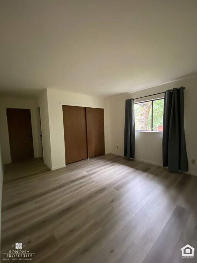 Building Photo - Charming  2BD/2BA Home in Sonoma