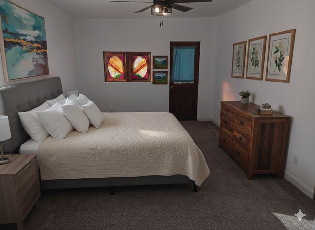 Building Photo - 98 NM-369