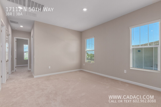 Building Photo - 17112 N 50th Way