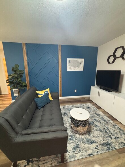 Building Photo - 13926 SE 141st Ave