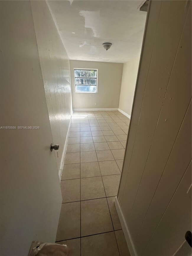 Building Photo - 237 NW 55th St