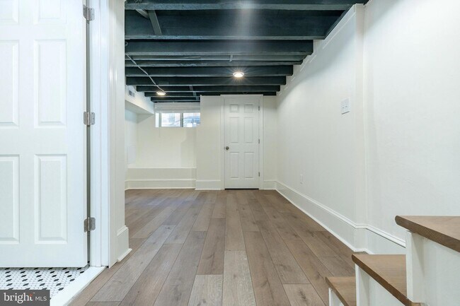 Building Photo - 2108 S Garnet St