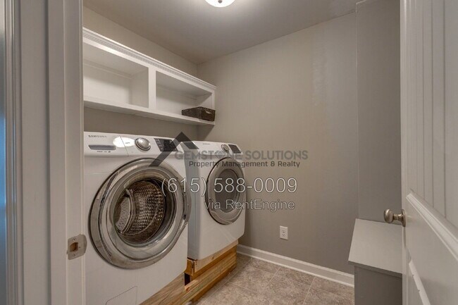 Building Photo - 9055 Wheeler Dr