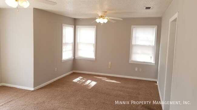 Building Photo - 4010 32nd St