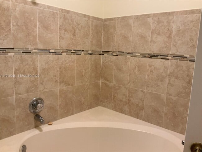 Building Photo - 10159 NW 43rd Terrace