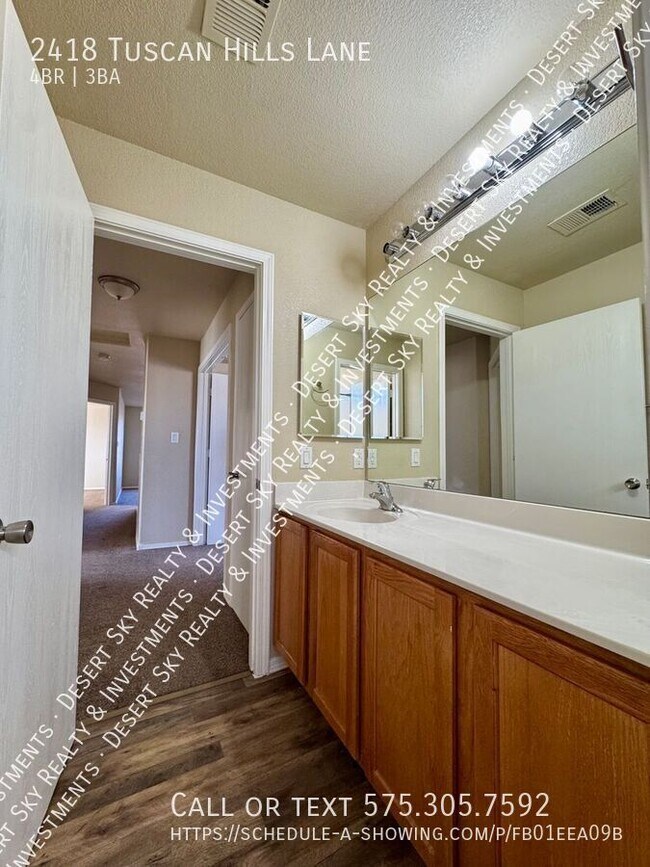 Building Photo - 2418 Tuscan Hills Ln