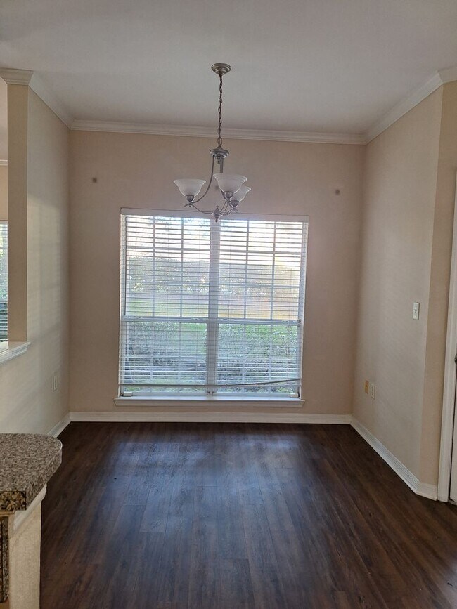 Building Photo - Ground Floor Condo at Gate Pkwy