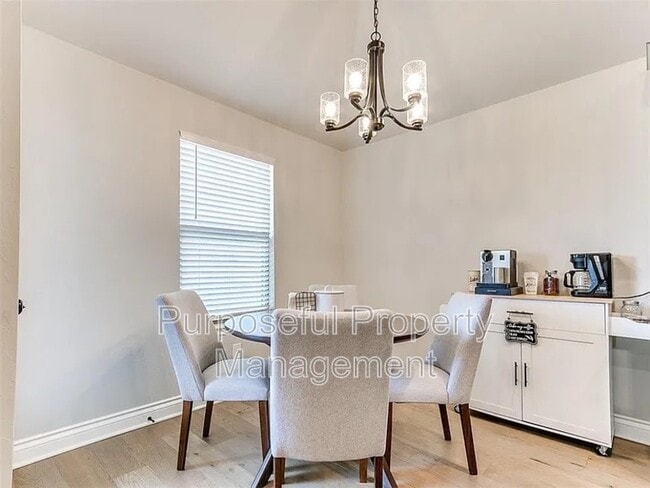 Building Photo - 8701 Ricard Dr