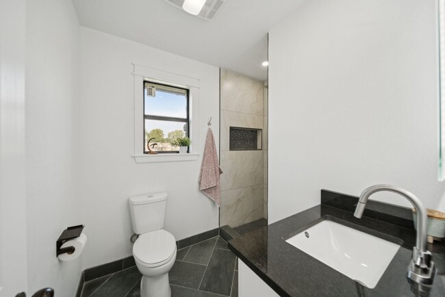 Building Photo - REIMAGINED/LIKE NEW...