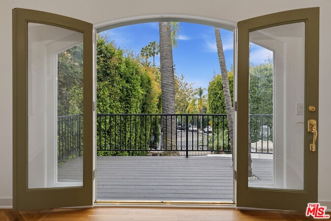 Building Photo - 1200 N Doheny Dr