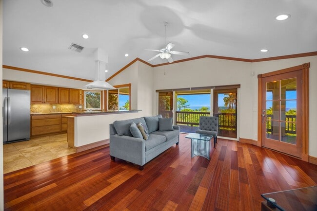 Building Photo - Launiupoko Long-Term Rental – Panoramic Vi...