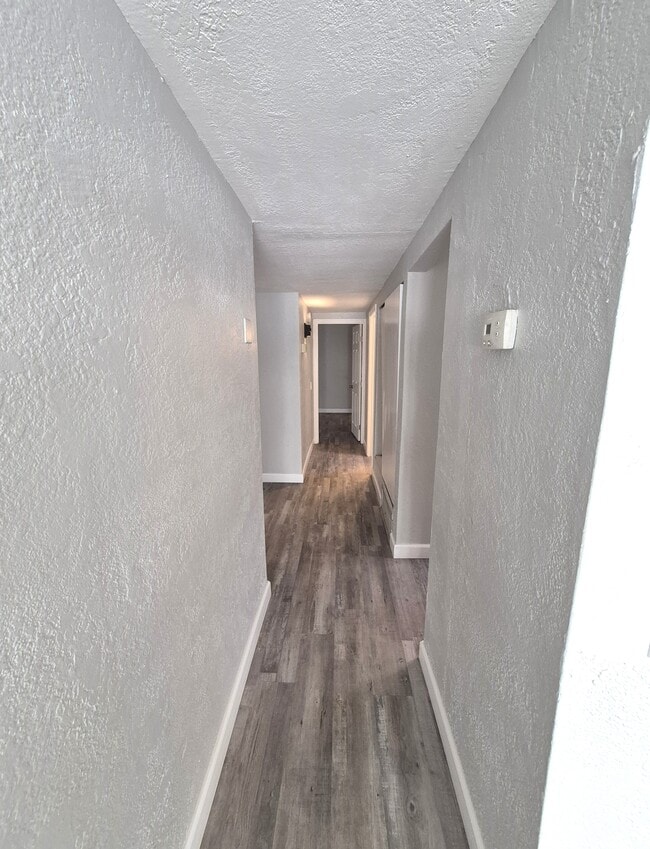 Building Photo - 3459 E Pima St