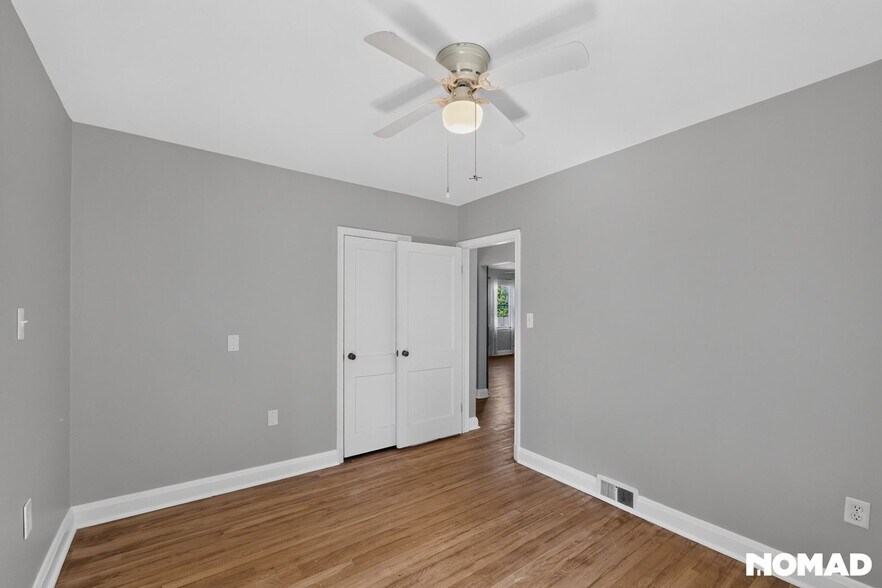 Building Photo - 442 Westshire Dr