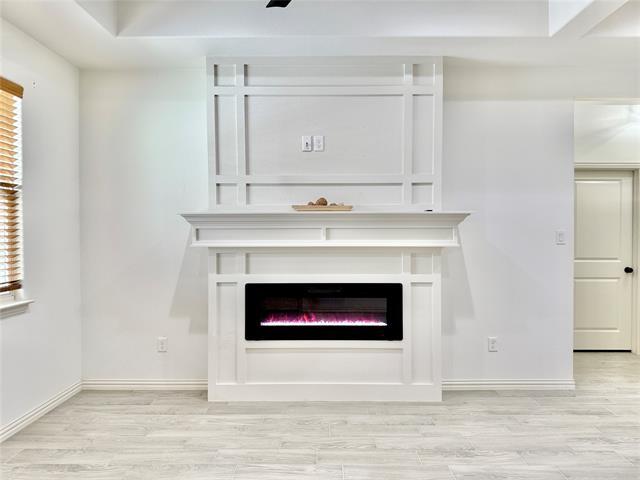 Building Photo - 5609 San Jacinto Dr