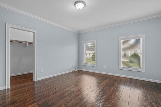 Building Photo - 30 Chickadee Ln