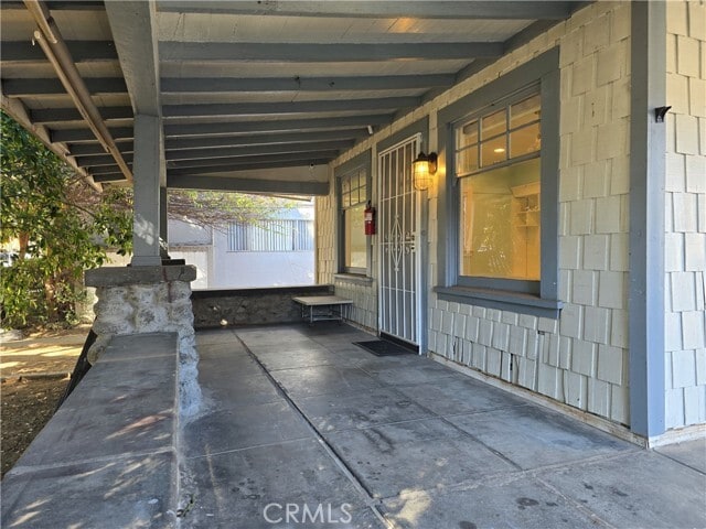 Building Photo - 396 N Mentor Ave