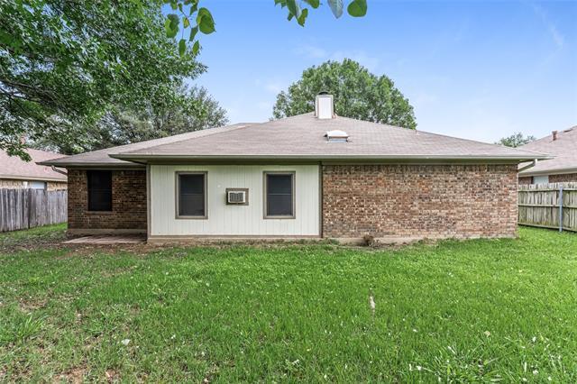 Building Photo - 744 Santa Fe Trail