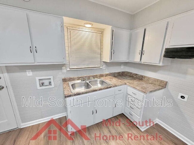 Building Photo - 1234 Whipporwill Cove