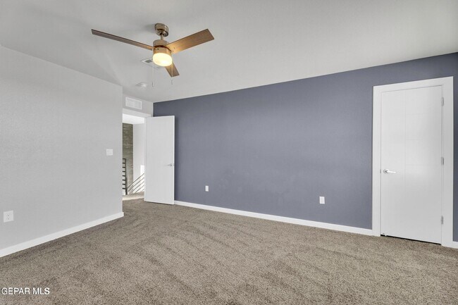 Building Photo - 236 Lago Maggiore St