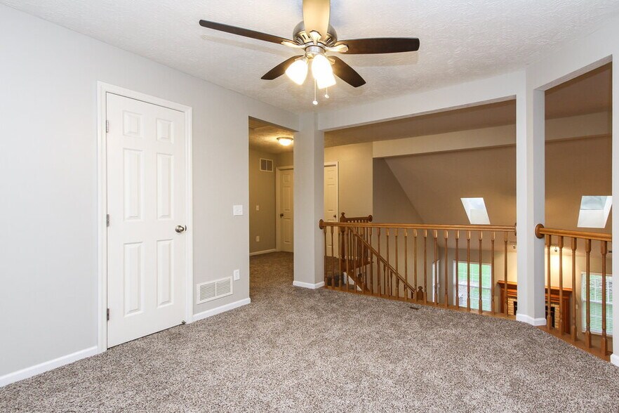 Building Photo - 401 Creekstone Dr