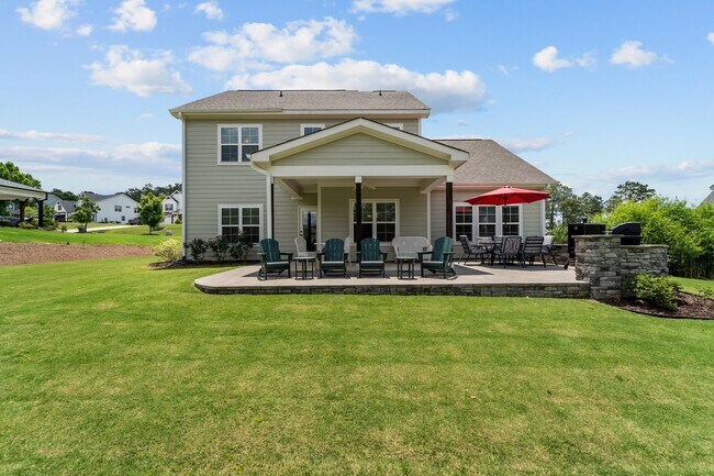 Building Photo - 130 Amelia Dr