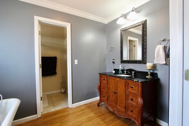 Building Photo - 2173 Hagood Loop