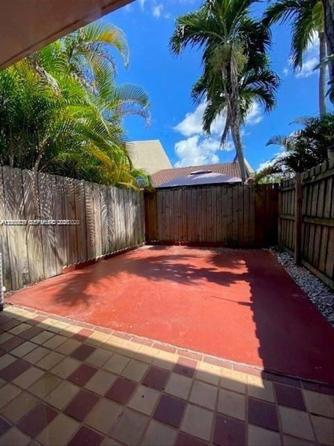 Building Photo - 6275 SW 130th Ave