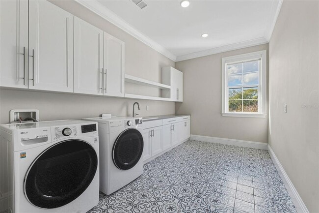 Building Photo - 481 W Davis Blvd