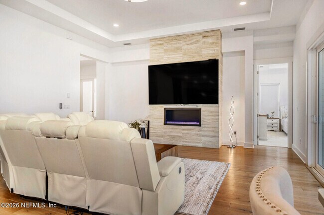 Building Photo - 279 Bismarck Palm Rd