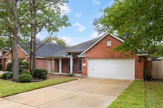 Building Photo - 35 Auburn Path Dr