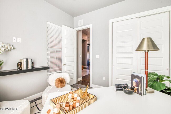 Building Photo - 6716 Rio Haciendas