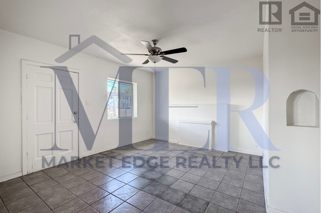 Building Photo - 2Bed/1Bath Home on McDowell/32nd St! $199 MOVE-IN SPECIAL! Ready for Immediate Move-In!