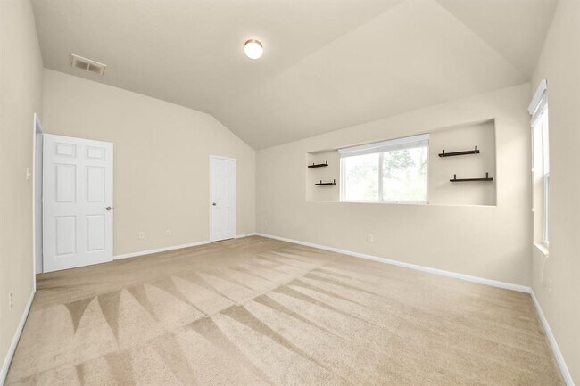 Building Photo - 9914 Swallow Dr