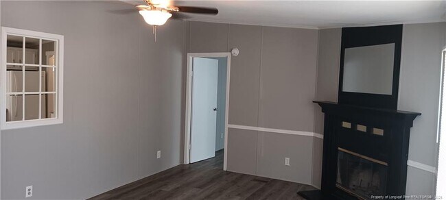 Building Photo - 4910 Charger Ct