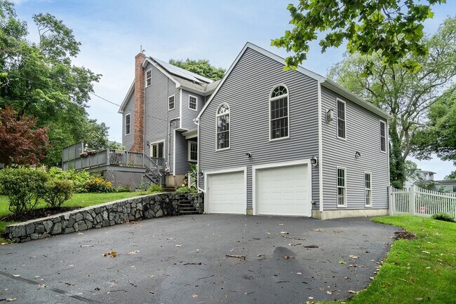 Building Photo - 28 Kendall Rd