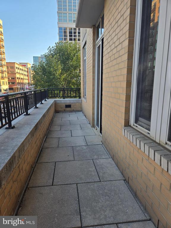 Building Photo - 155 Potomac Passage