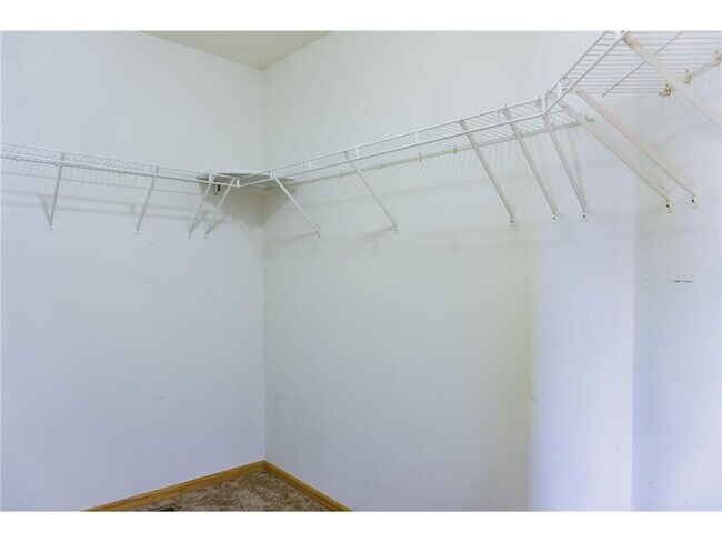 Building Photo - 211X Blake Ave