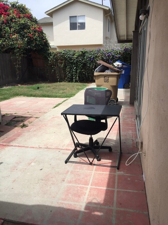 Building Photo - 6835 Trigo Rd