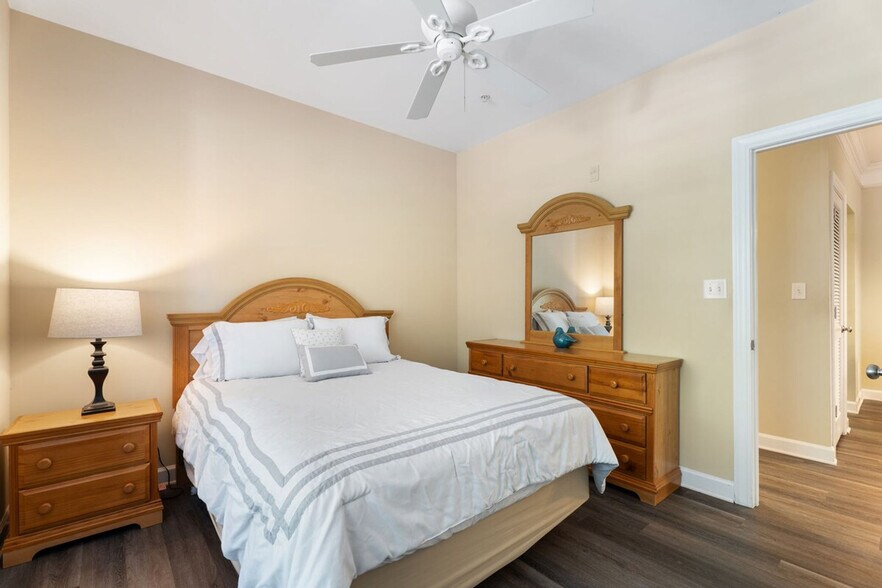 Building Photo - 7200 Almaden Way